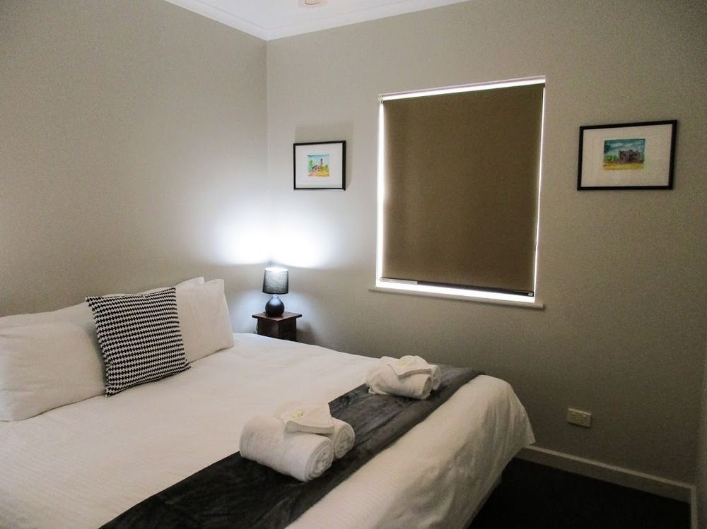 Angaston Mews Apartments エクステリア 写真